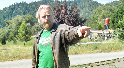 CrismanPointing