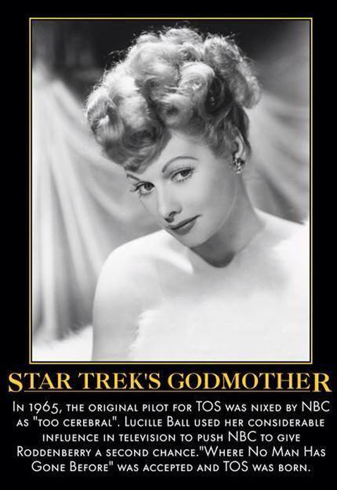 Lucy&StarTrek