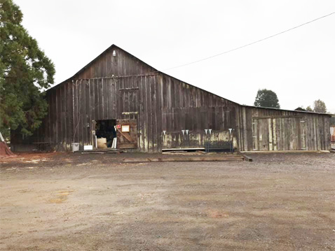 BarnSale1