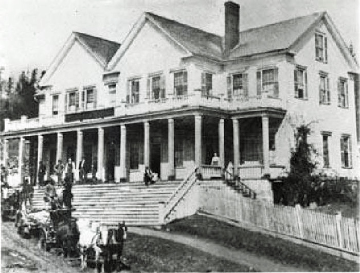 GualalaHotelBeforeFire1900