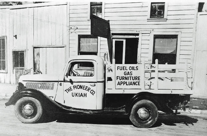 PioneerTruckUkiah1940