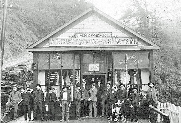 AlbionNewCashStore1905
