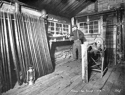 SawFilerWorkroom