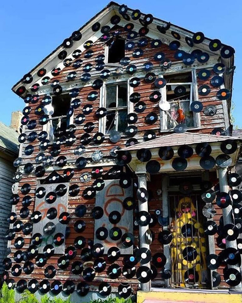 RecordSettingHouse