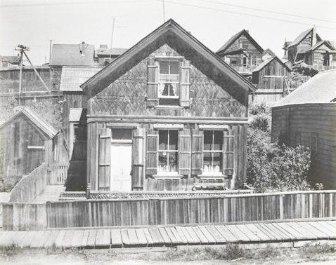 WoodenHouseMendocino